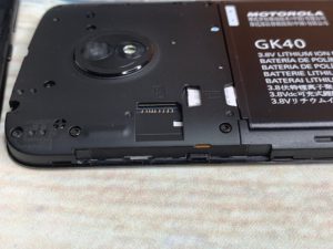 Boost Mobile's New Moto e5 plus Just in Time for Christmas10